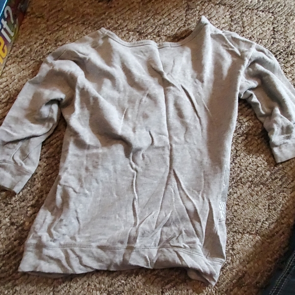 Shirt - Picture 3 of 4